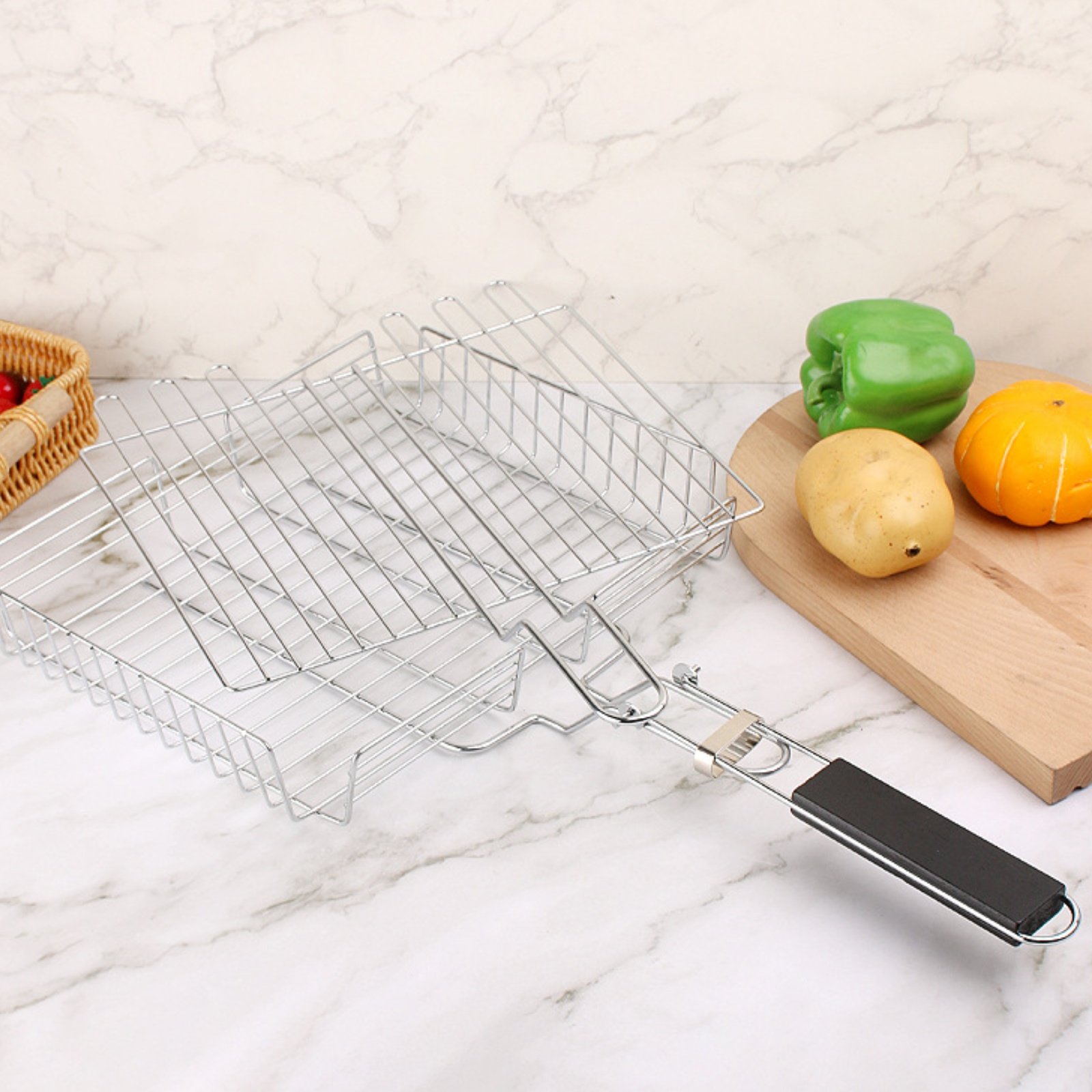 Wood Handle Grill Basket Porta - Camping Cooking Gear recension och pris
